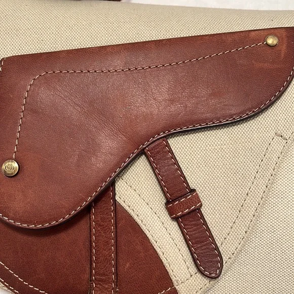 Dior Crossbody Saddle Bag - Picture 15 of 16